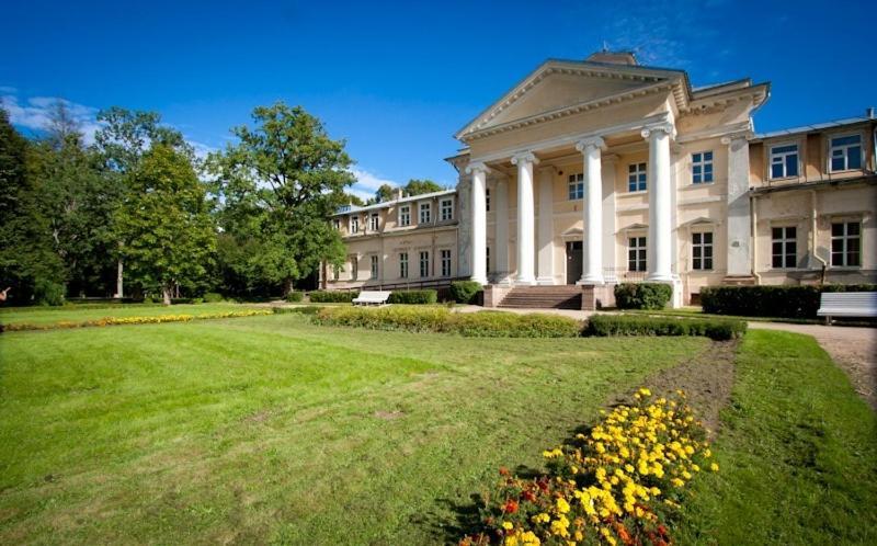 Krimuldas Muiza Sigulda Esterno foto