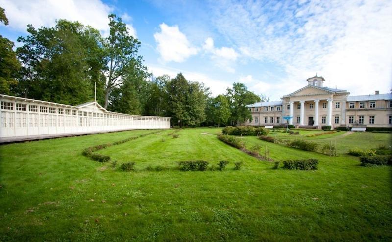 Krimuldas Muiza Ostello Sigulda Esterno foto